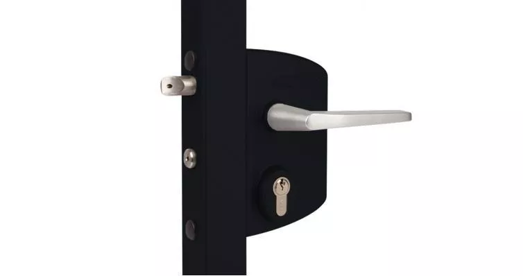 Замок LAKQ 4040 U2G корпус металлический, с ручками из алюминия, черный RAL 9005 GL GL купить в краснодаре