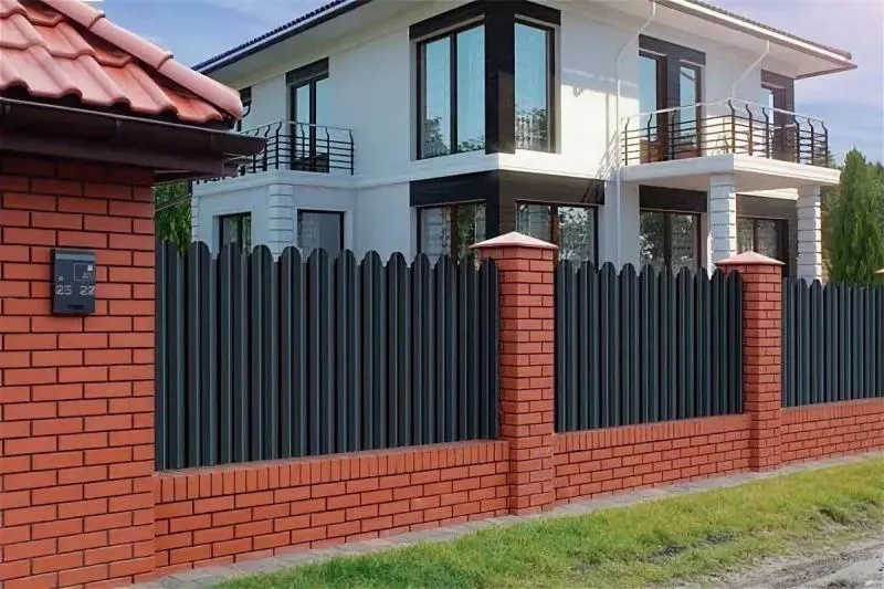 Штакетник Grand Line П-образный А фигурный 0,5 Velur RAL 9005 Черный купить в краснодаре