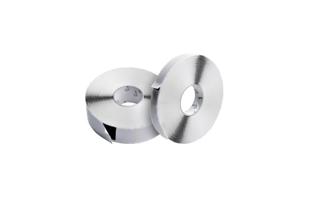 Tyvek лента клейкая двухсторонняя на бутиловой основе Butyl Tape, 20х30 купить в краснодаре