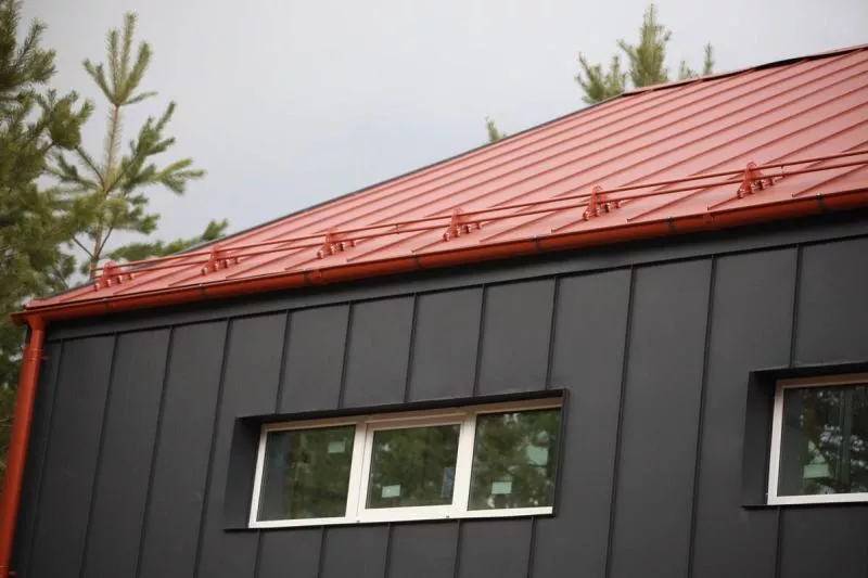 Фальц двойной стоячий Grand Line 0,45 Drap ST с пленкой на замках RAL 8004 терракота купить в краснодаре