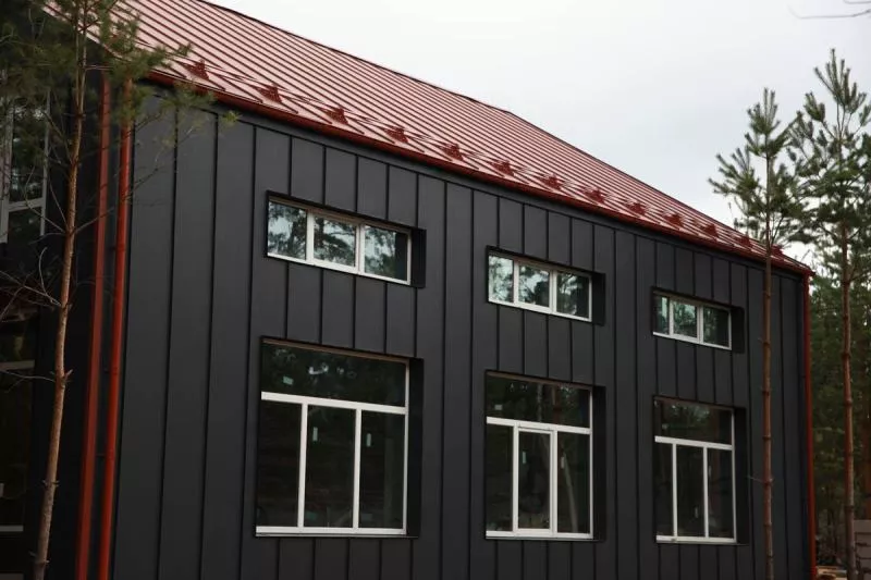 Фальц двойной стоячий Grand Line 0,45 Drap ST с пленкой на замках RAL 8004 терракота купить в краснодаре