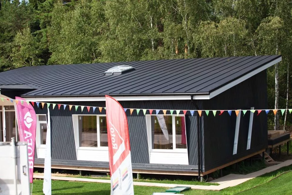 Фальц двойной стоячий Grand Line 0,45 Drap ST с пленкой на замках RAL 9005 черный купить в краснодаре