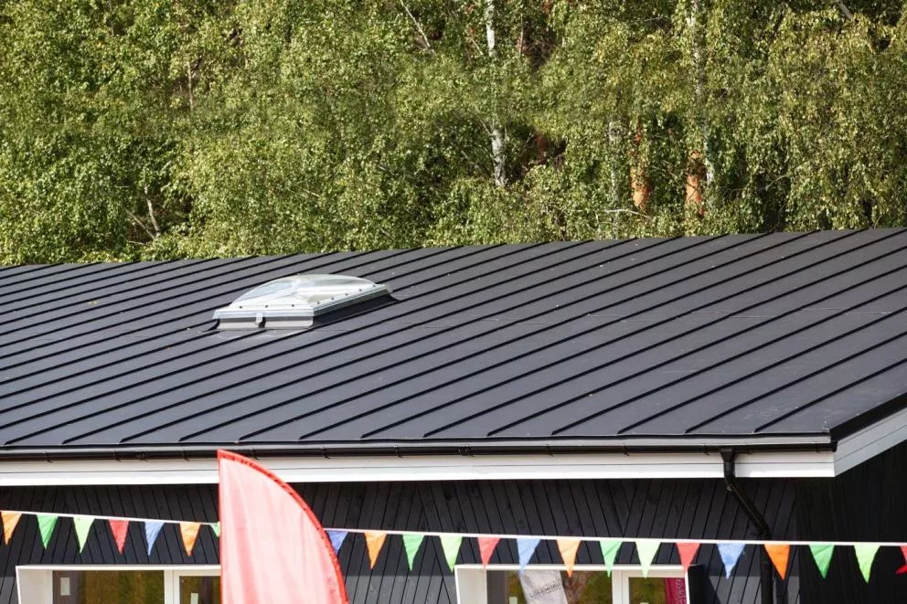 Фальц двойной стоячий Grand Line 0,45 Drap ST с пленкой на замках RAL 9005 черный купить в краснодаре