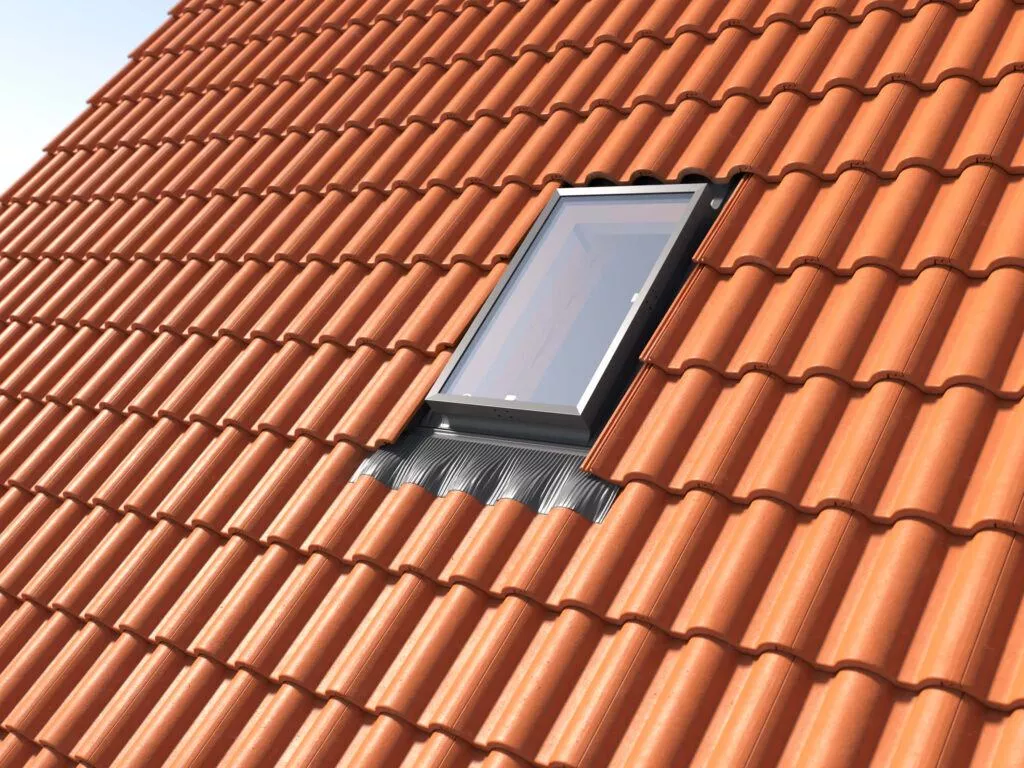 FE 4573 В400U Люк для холодной кровли с окладом и гидроизоляцией Rooflite 45х73см купить в краснодаре