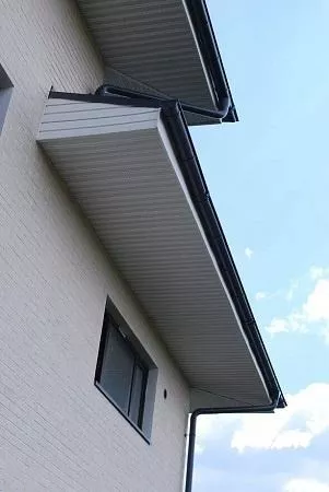 СОФИТ aquAsystem полная перфорация сталь PE 0.45 Zn 275 (2400х303) RR 23 Темно-серый купить в краснодаре