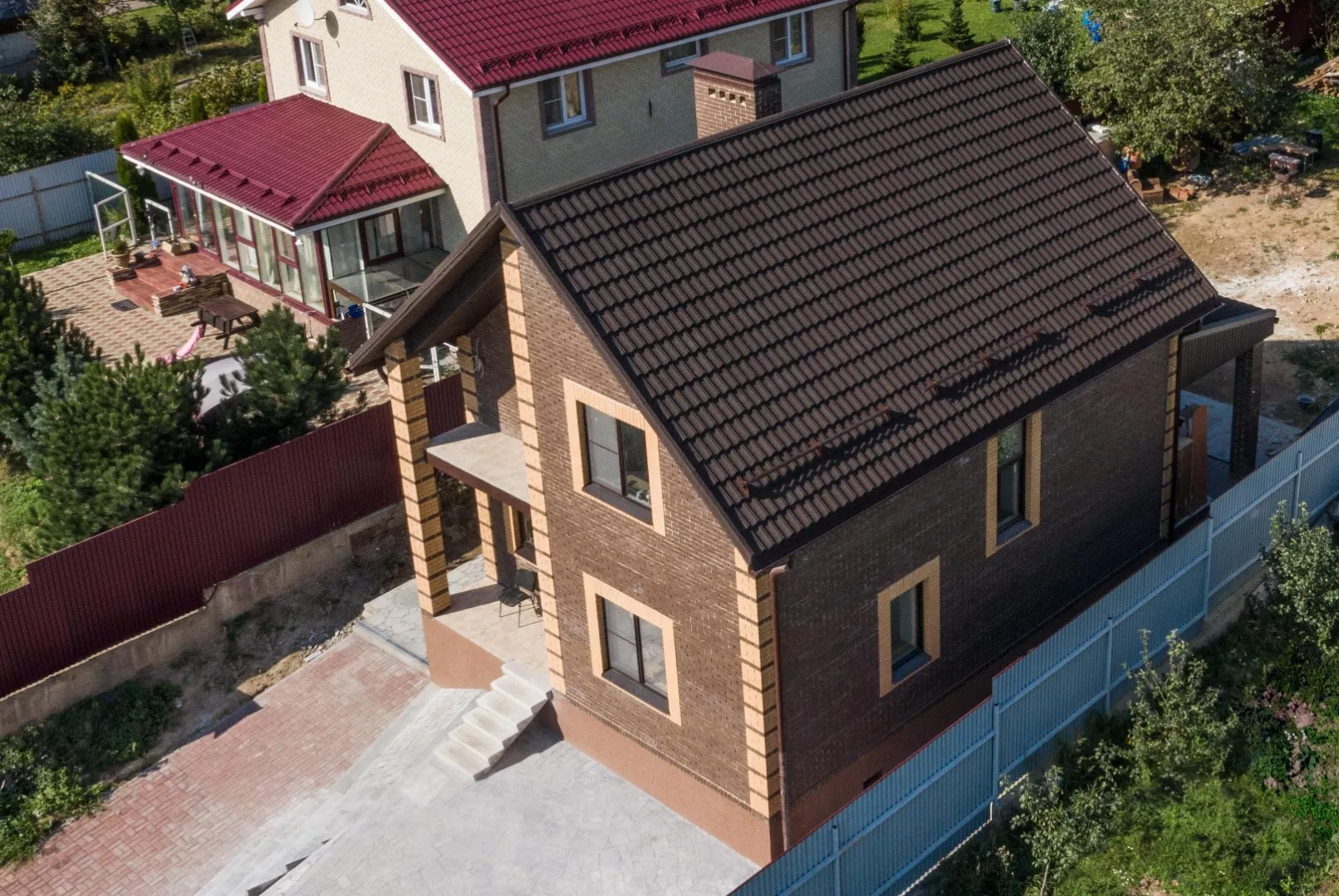 Лист композитной черепицы Grand Line Барселона (Barcelona) брауни купить в краснодаре