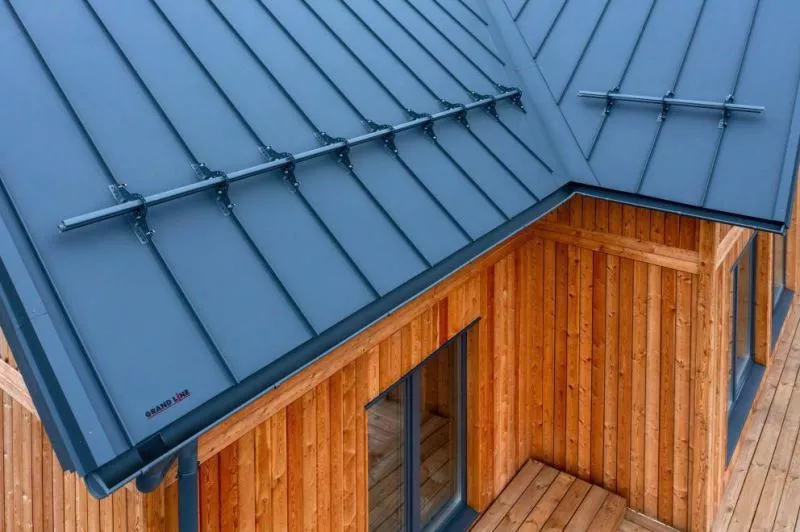 Кликфальц Grand Line 0,5 Drap с пленкой на замках RAL 7024 мокрый асфальт купить в краснодаре