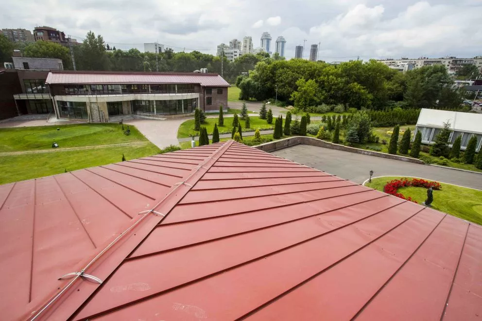 Кликфальц Grand Line 0,5 PurLite Matt с пленкой на замках RAL 3005 красное вино купить в краснодаре