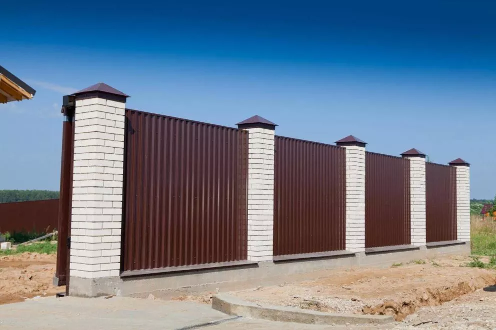 Колпак на столб 390х390мм 0,45 Drap ST с пленкой RAL 8017 шоколад купить в краснодаре