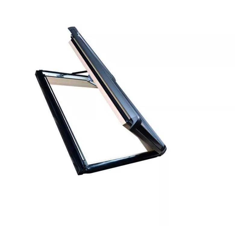 Кровельный люк ROTO WDA R35 H N, 65х118 выход на кровлю, дерево, отапливаемая мансарда купить в краснодаре