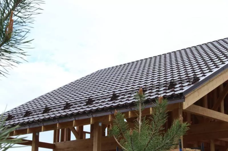 Металлочерепица GL Квинта Уно (Kvinta Uno) 0,5 Quarzit Pro Matt RAL 8017 шоколад купить в краснодаре