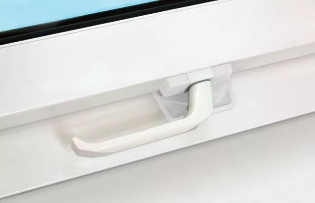 Мансардное окно Fakro PROFI, PTP-V U3 c вентклапаном и технологией thermoPro 78х118 см купить в краснодаре