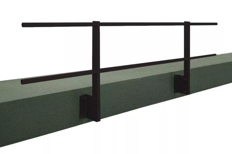 Ограждение кровельное для парапета с боковым креплением RAL 9005 (2,0х0,6) с выносом на 130 мм купить в краснодаре