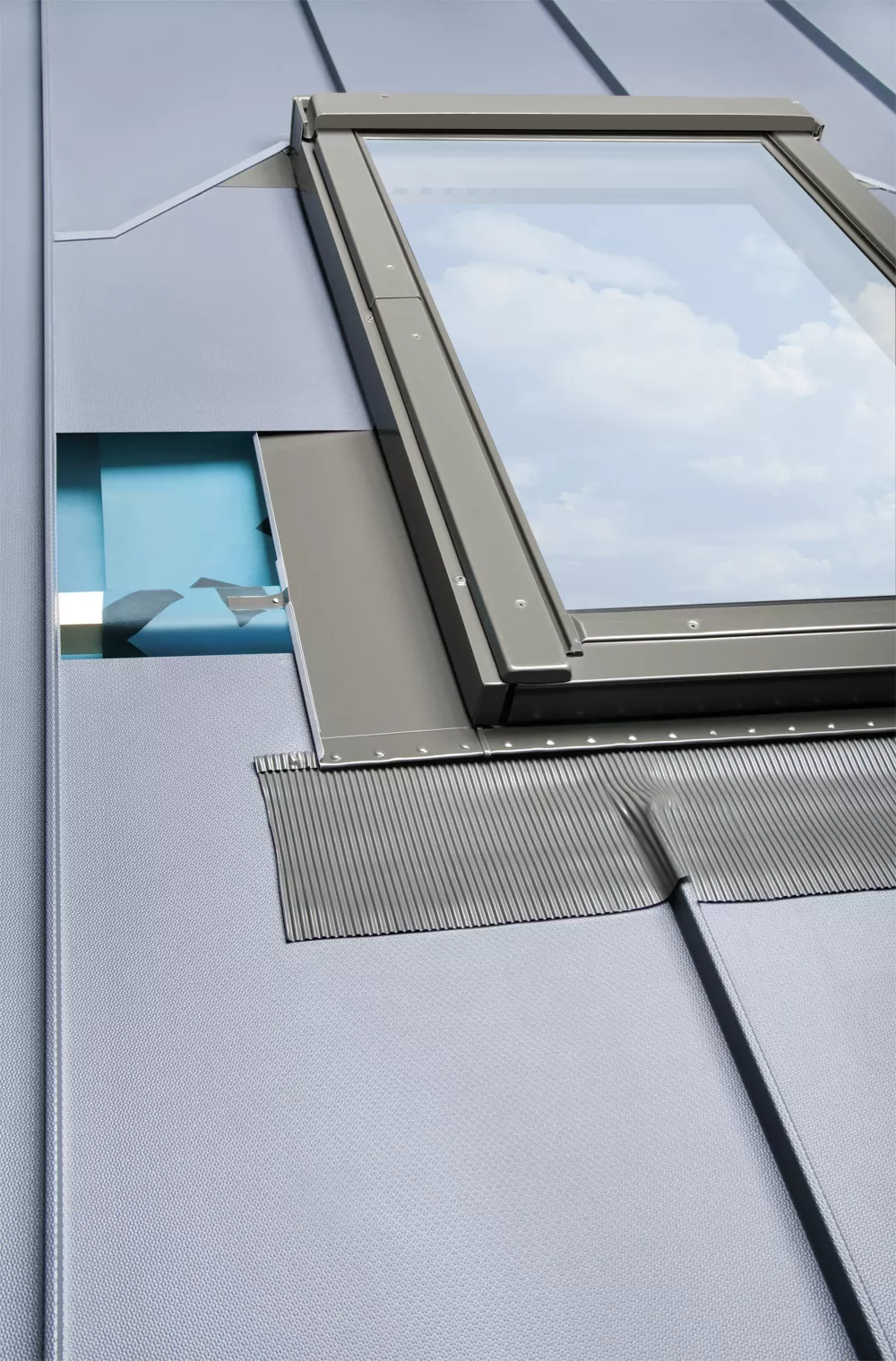 Оклад EBV-P для мансардного окна (клик-фальц) 78*140 Fakro (Факро) купить в краснодаре