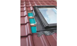 Оклад EZV (профилированное кров.покрытие) для мансардных окон Fakro (Факро) FTP (CH) 66х118 см. Цена: 13786 руб. Артикул: 47859