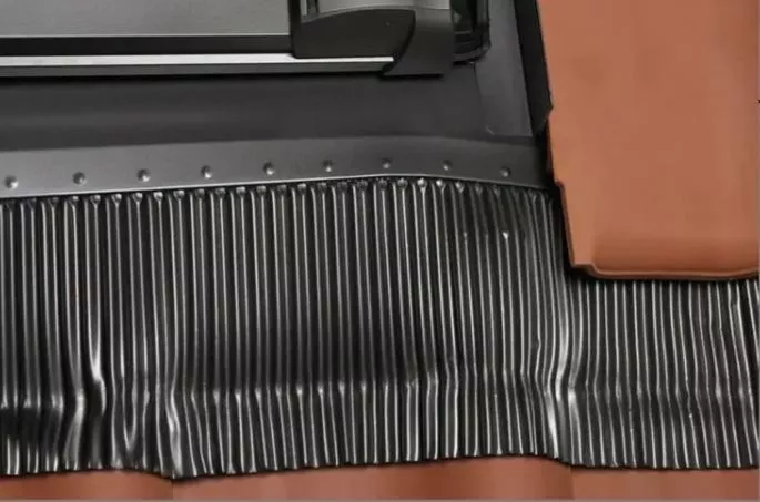 Изоляционный оклад ROTO EDR Rx WD 1x1 HZI 94х98 для высокопрофилированной кровли купить в краснодаре