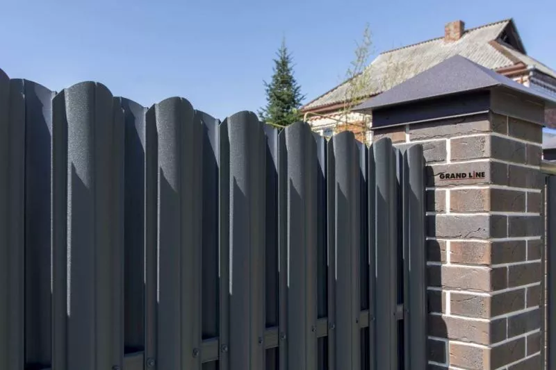 Штакетник Круглый фигурный 0,5 Drap RAL 7024 мокрый асфальт купить в краснодаре