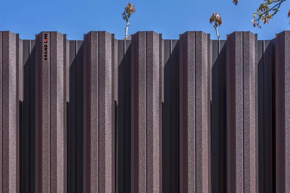 Штакетник П-образный A с прямым резом 0,45 Drap ST RAL 8017 шоколад купить в краснодаре