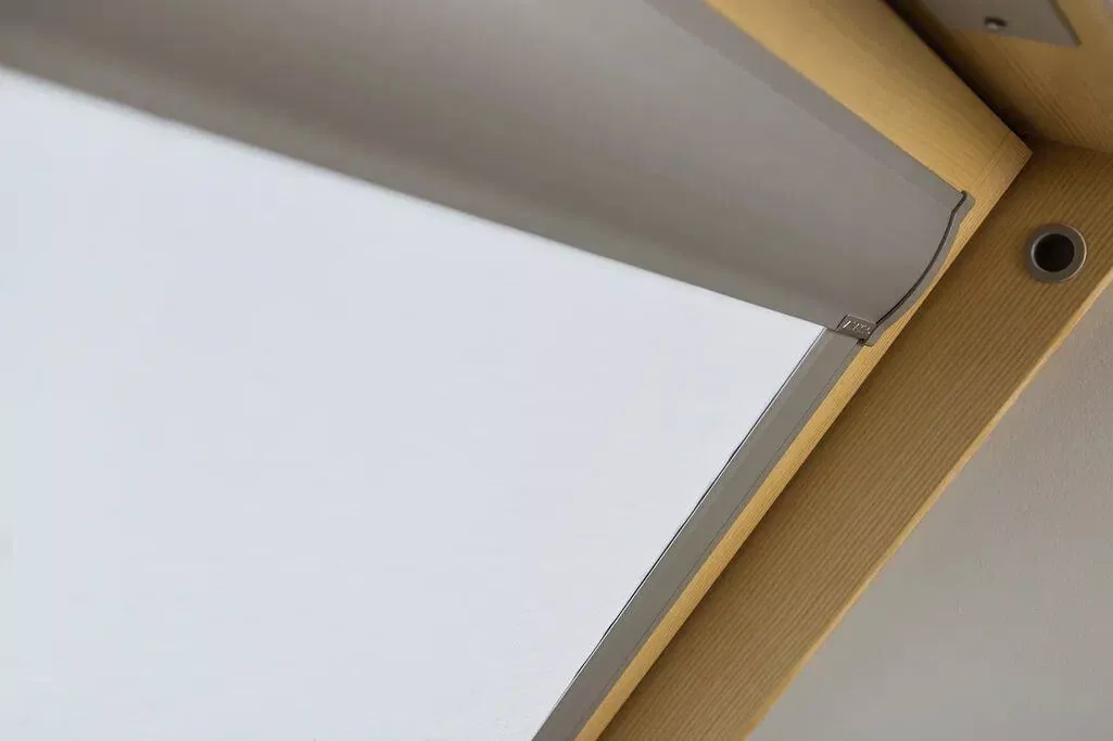 Штора ARP 78*118 Fakro купить в краснодаре