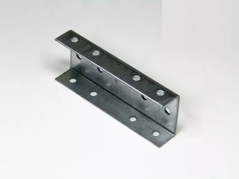 Соединитель профиль-поперечины 40*20 купить в краснодаре