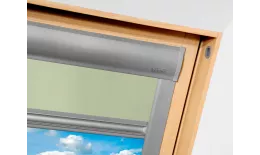 Затемняющая штора ARF 114*118 059 (светло-зелёный) Fakro. Цена: 17114 руб. Артикул: 48069