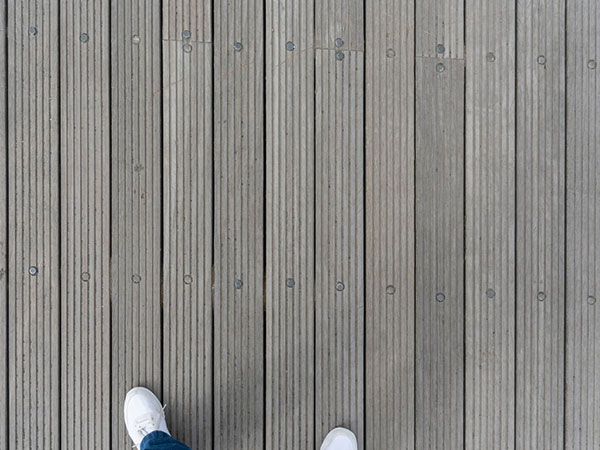 террасная доска темная